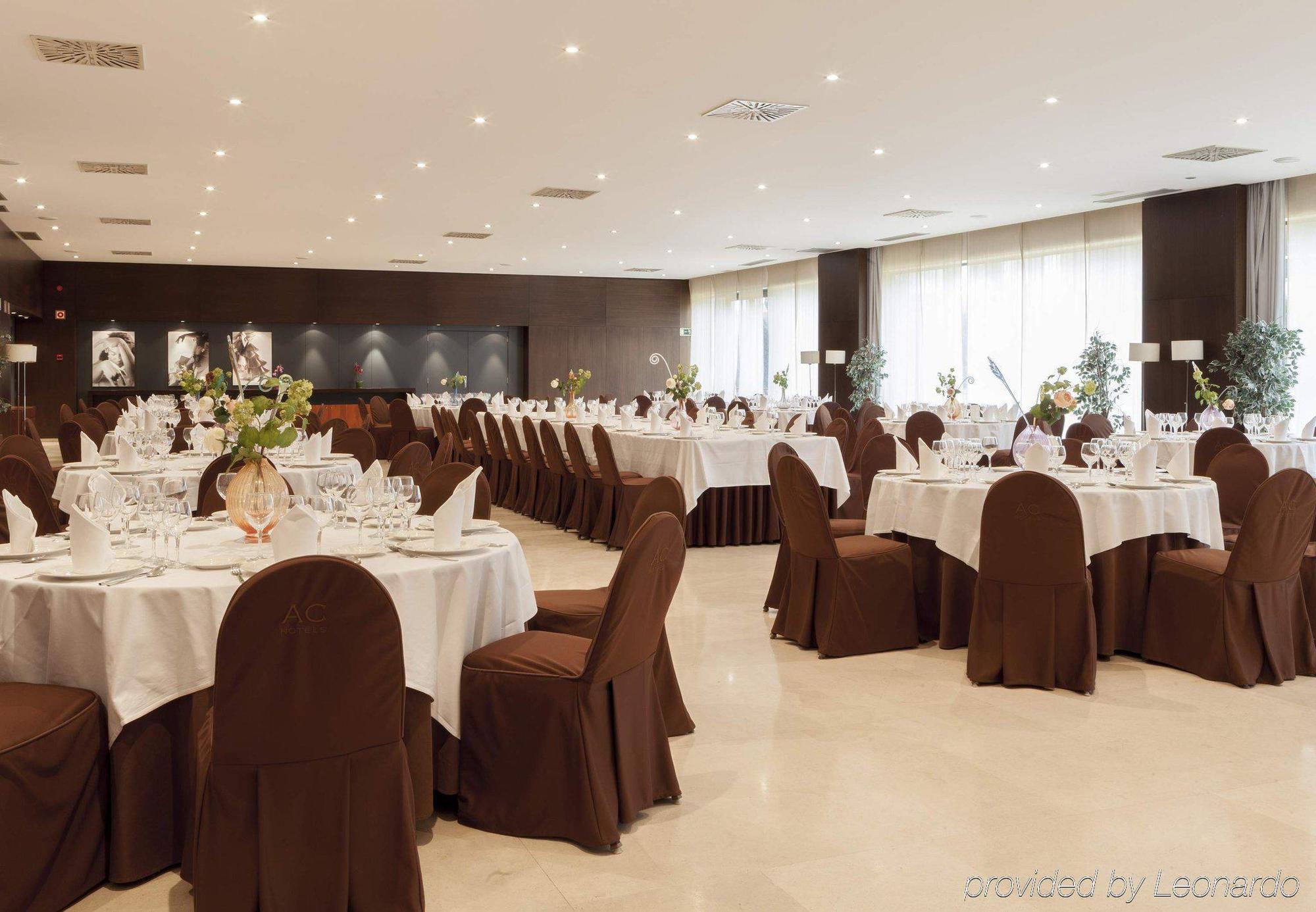 Ac Hotel Sevilla Forum By Marriott Екстер'єр фото